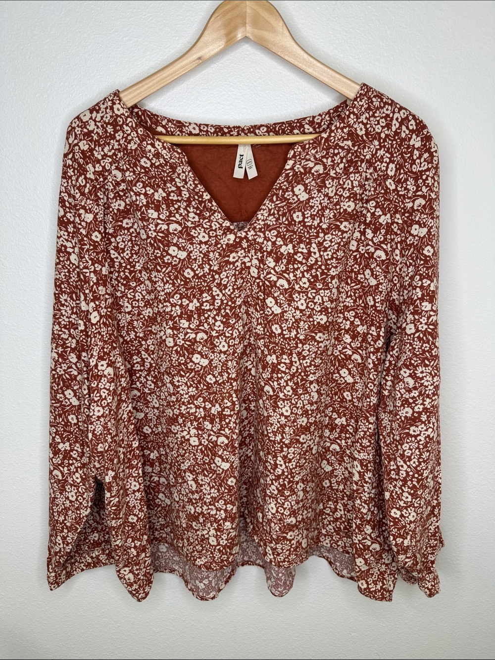 Pact XXXL Cafe Crepe Poet Blouse Baked Clay Rust Long Sleeve Floral Flowers